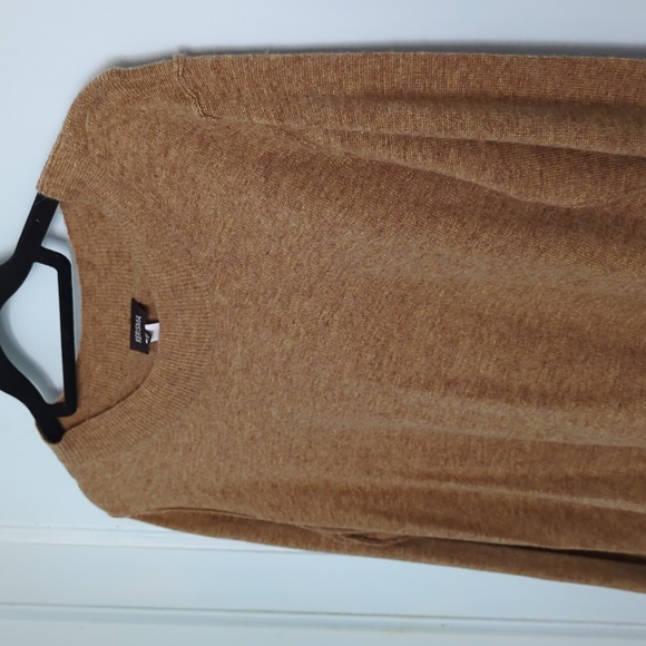 Kerisma Sz M Gold Colored Long Sleeve Knit Top with High Low Bottom - Picture 4 of 6